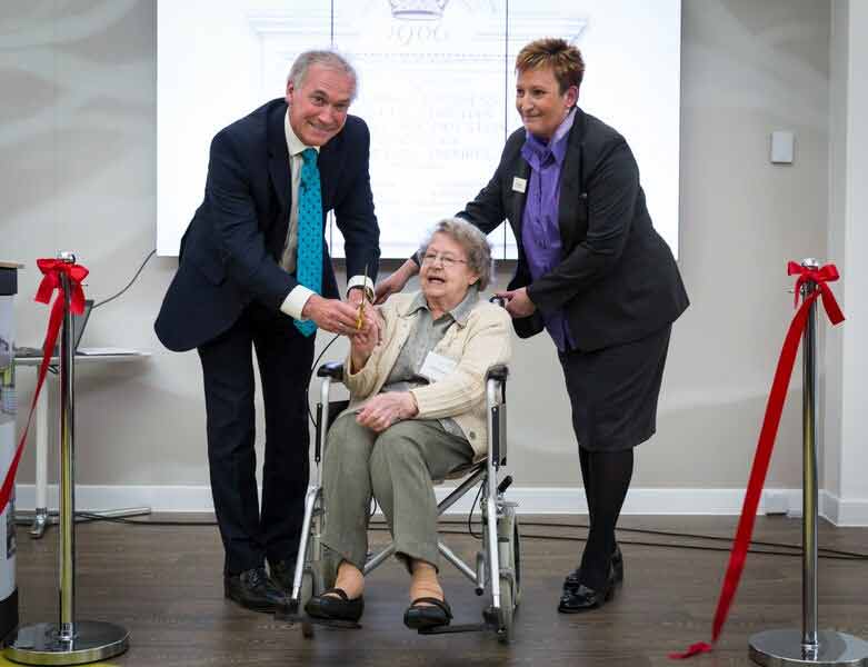 Dr Hilary Jones in Xmas lights switch-on