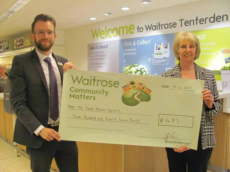 Shoppers raise money for Benenden Hospital