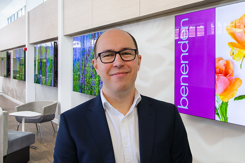 Consultant Plastic Surgeon, Mr Christopher Macdonald