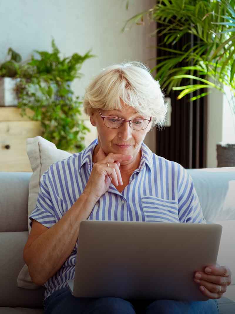 couple using a laptop